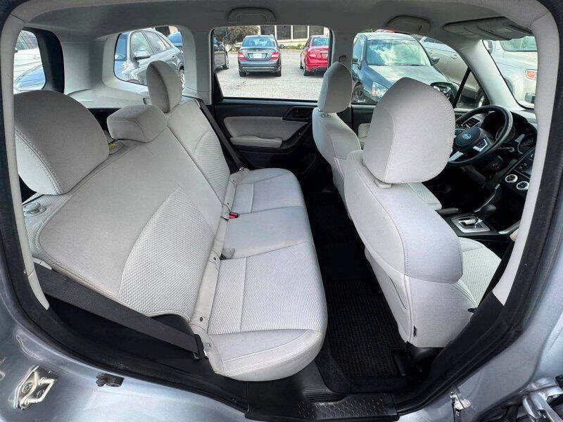 2017 Subaru Forester 2.5i