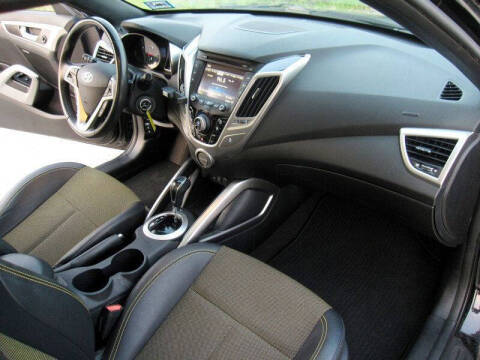 2016 Hyundai Veloster