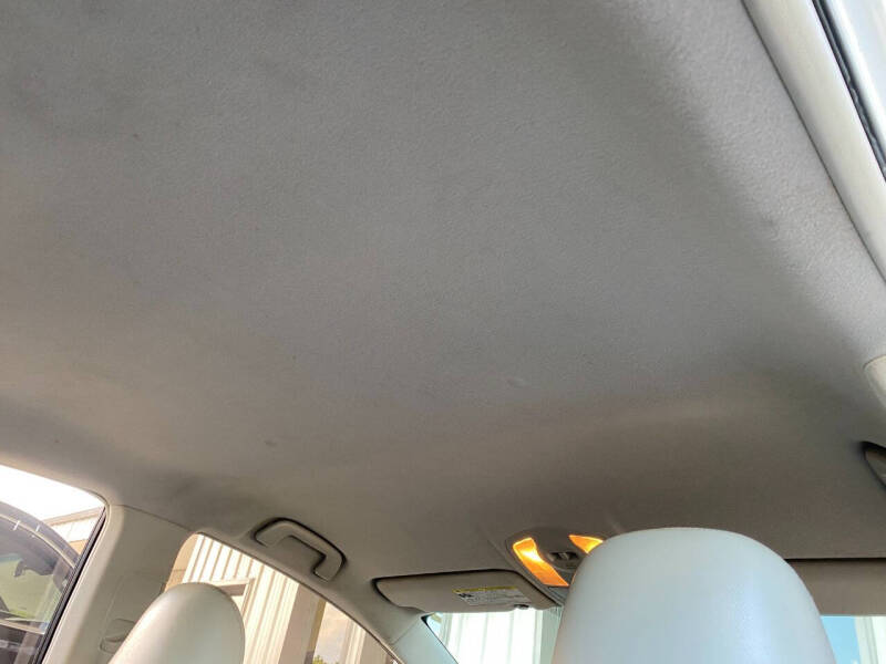 2010 Toyota Prius I