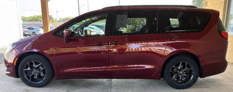 2018 Chrysler Pacifica Touring L Plus
