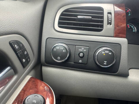 2012 GMC Yukon XL SLT