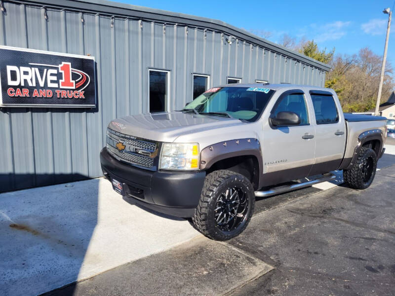 2008 Chevrolet Silverado 1500 for sale at DRIVE 1 CAR AND TRUCK in Springfield OH