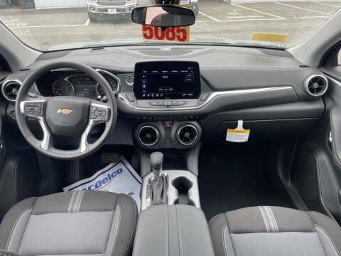 2025 Chevrolet Blazer LT