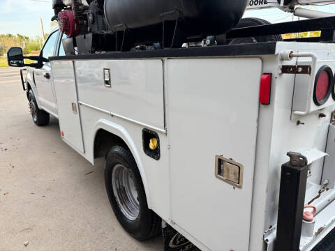 2017 Ford F-350 Super Duty XL