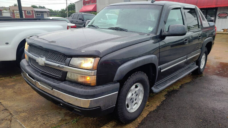 2006 Chevrolet Avalanche for sale at JACKSON LEASE SALES & RENTALS in Jackson MS