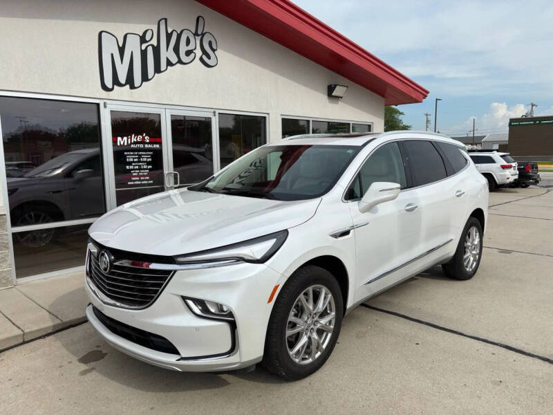 2024 Buick Enclave Essence