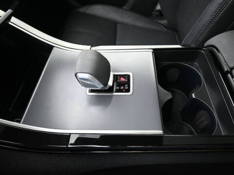 2024 Land Rover Range Rover Velar P250 Dynamic SE