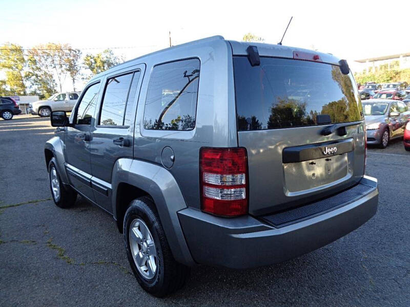 2012 Jeep Liberty Sport