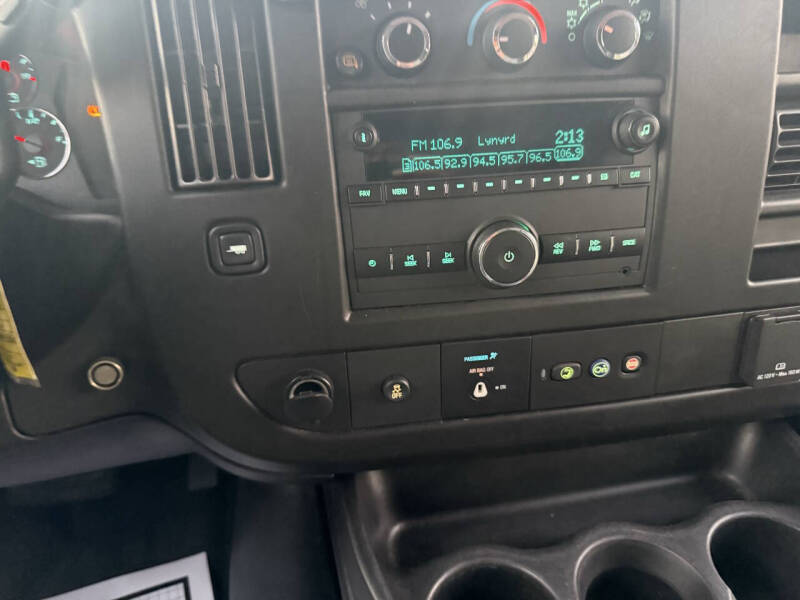 2023 Chevrolet Express LS 3500