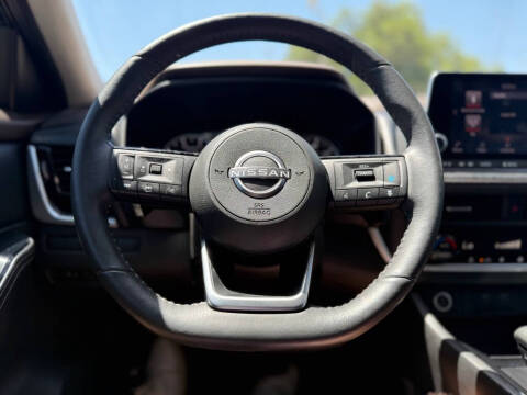 2022 Nissan Rogue SV