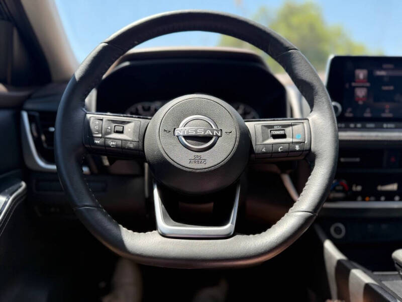 2022 Nissan Rogue SV