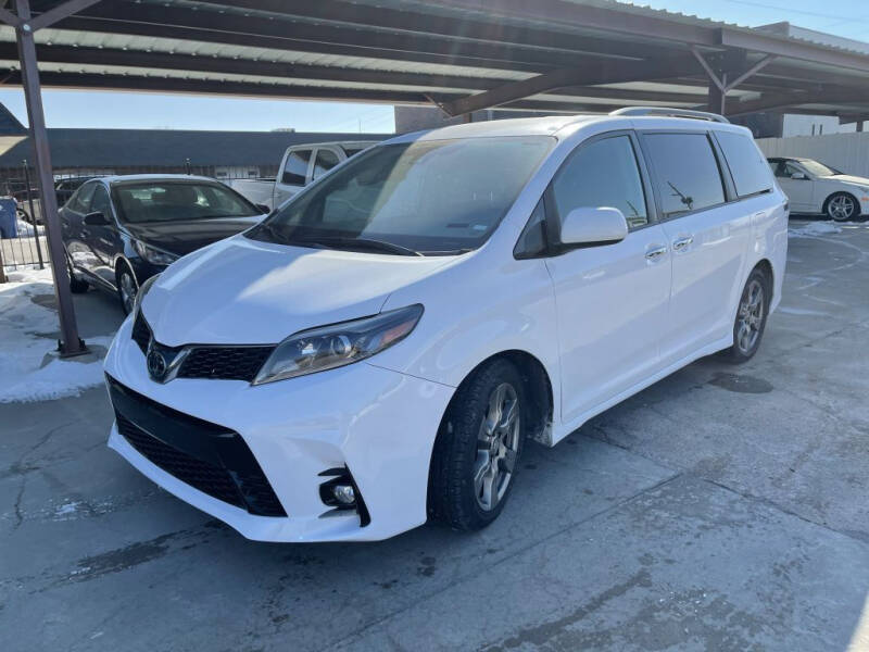 2019 Toyota Sienna for sale at Kansas Auto Sales in Wichita KS