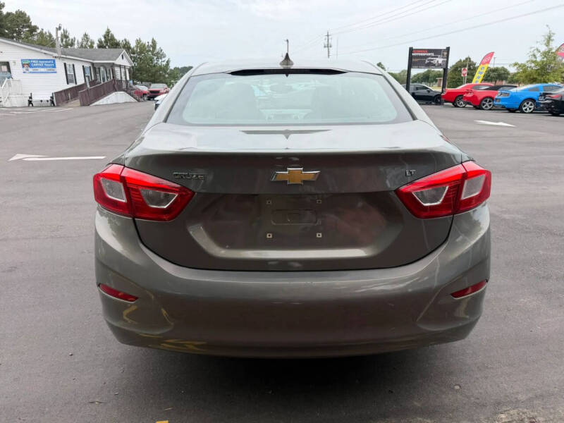 2017 Chevrolet Cruze LT Auto