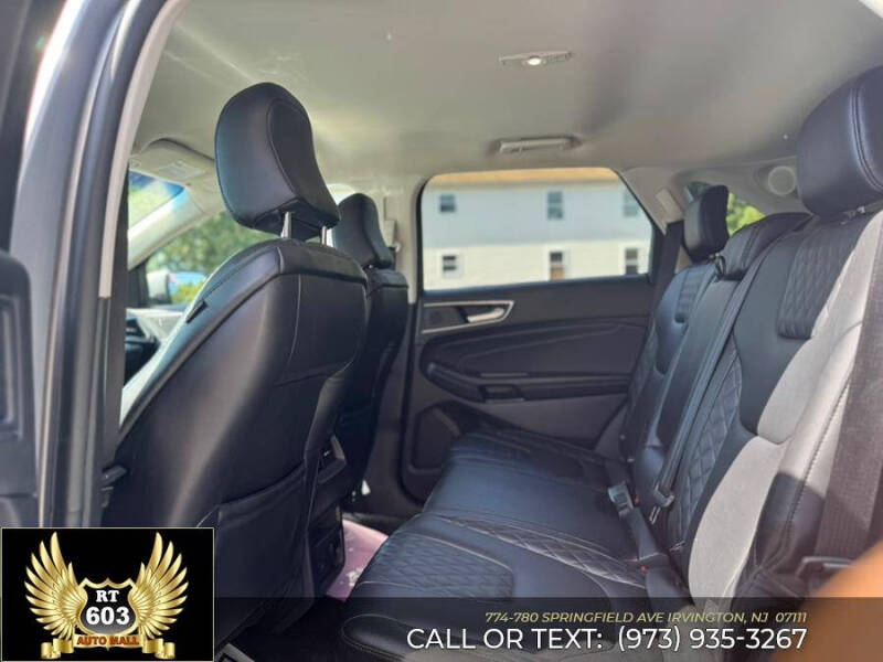 2023 Ford Edge Titanium