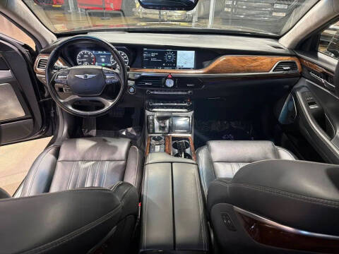 2019 Genesis G90