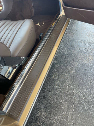 1985 Mercedes-Benz 380-Class 380 SL