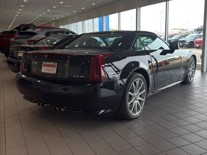2009 Cadillac XLR-V