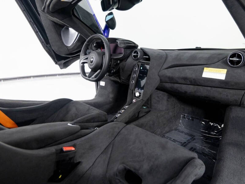 2024 McLaren 750S Spider