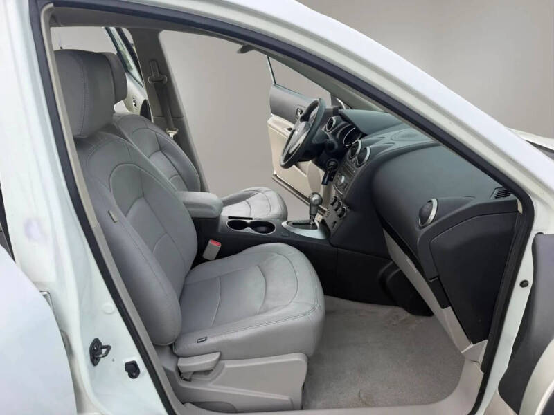 2014 Nissan Rogue Select S