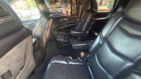 2016 Cadillac Escalade Platinum