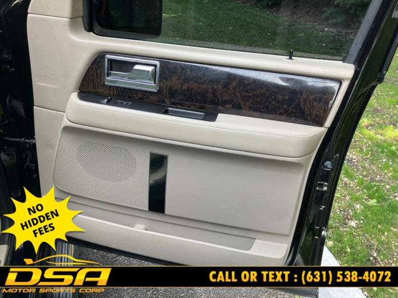 2016 Lincoln Navigator Select