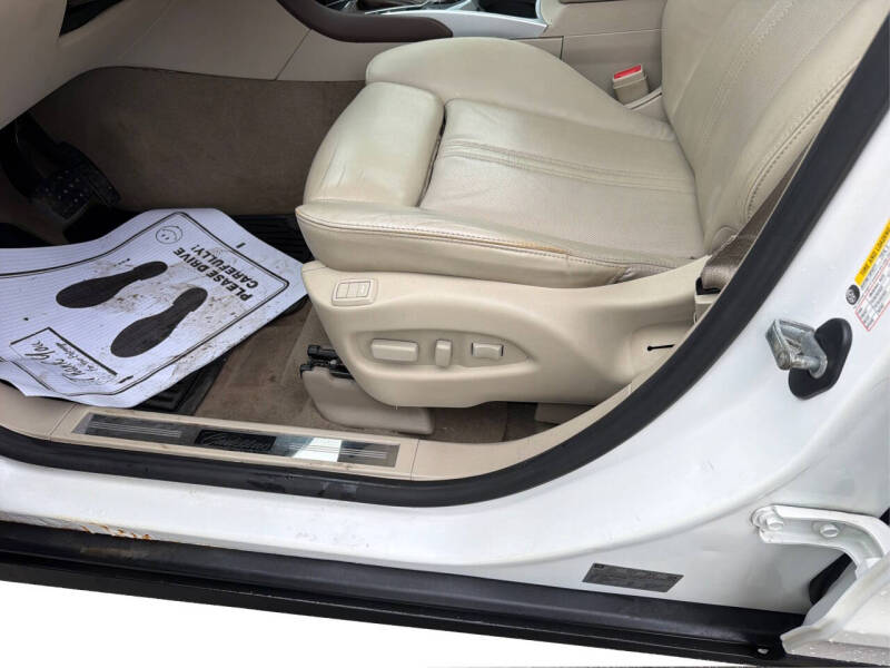 2013 Cadillac SRX Performance Collection