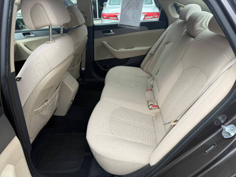 2016 Hyundai Sonata SE