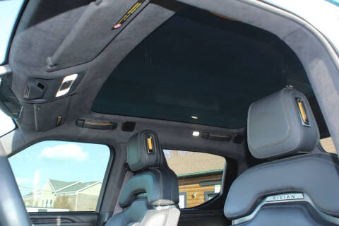 2022 Rivian R1T Adventure