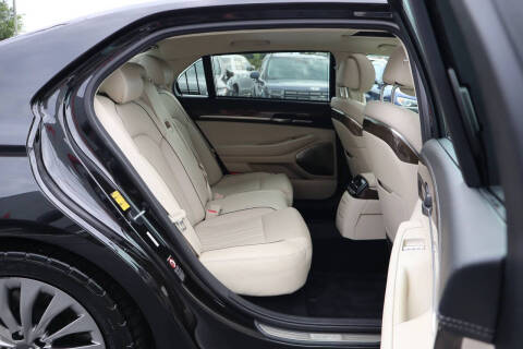 2019 Genesis G90