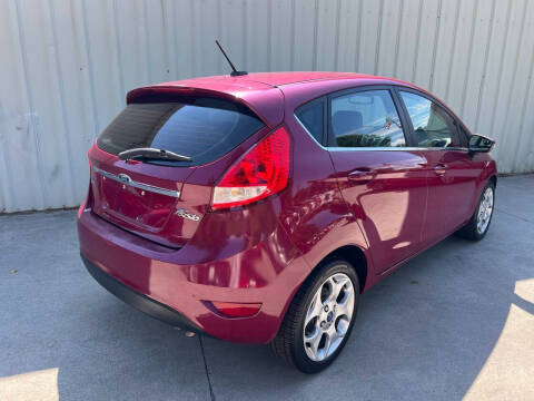 2011 Ford Fiesta SES