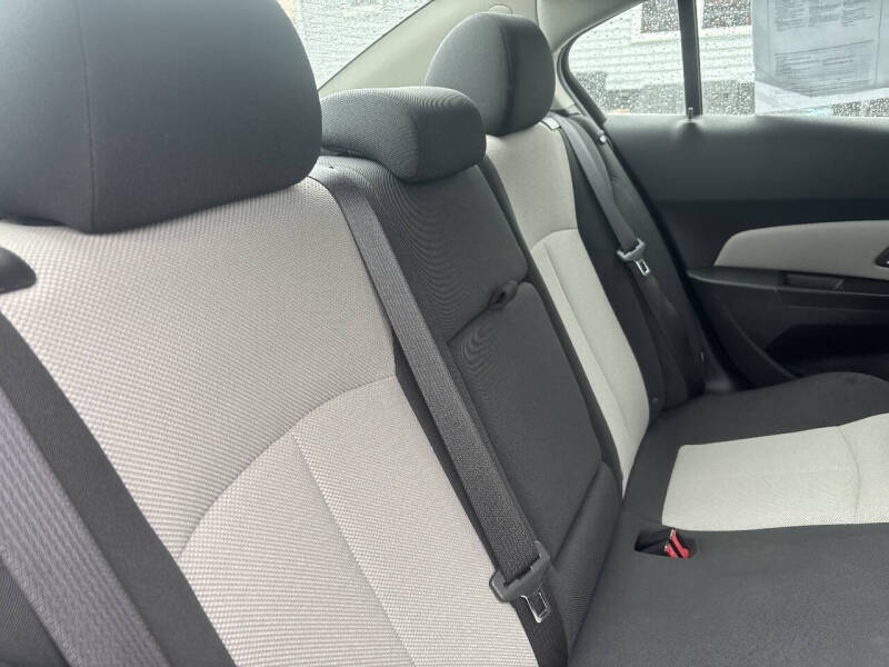 2011 Chevrolet Cruze LS