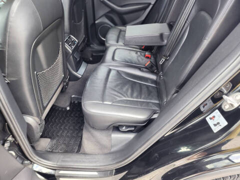 2012 Audi Q5 3.2 quattro Premium Plus