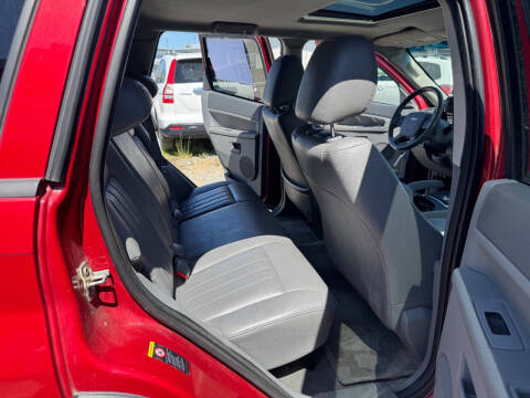 2005 Jeep Grand Cherokee Laredo