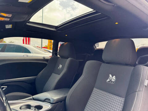 2022 Dodge Challenger