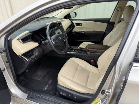 2018 Toyota Avalon Hybrid XLE Premium