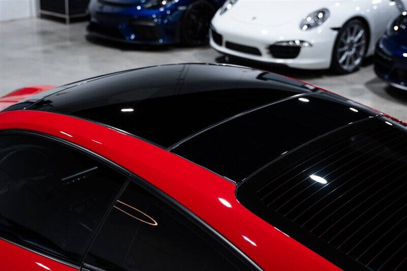 2020 Porsche 911 Carrera S