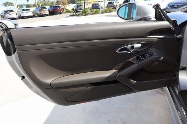 2023 Porsche 718 Boxster