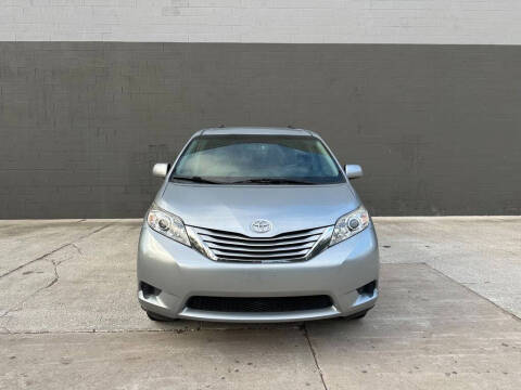 2015 Toyota Sienna LE Mobility 7-Passenger