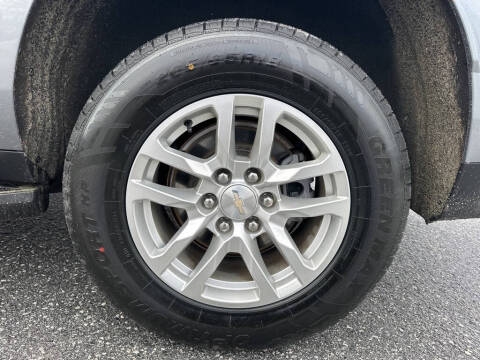 2022 Chevrolet Suburban LT