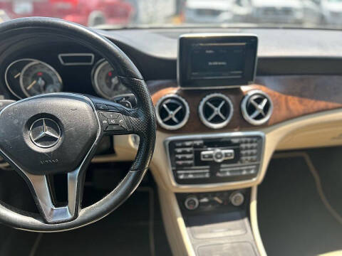 2015 Mercedes-Benz GLA GLA 250 4MATIC