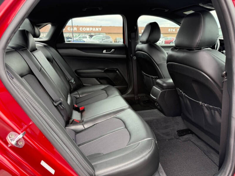 2022 Kia K5