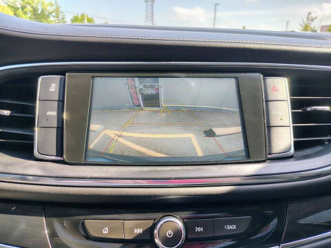 2018 Buick Enclave Essence