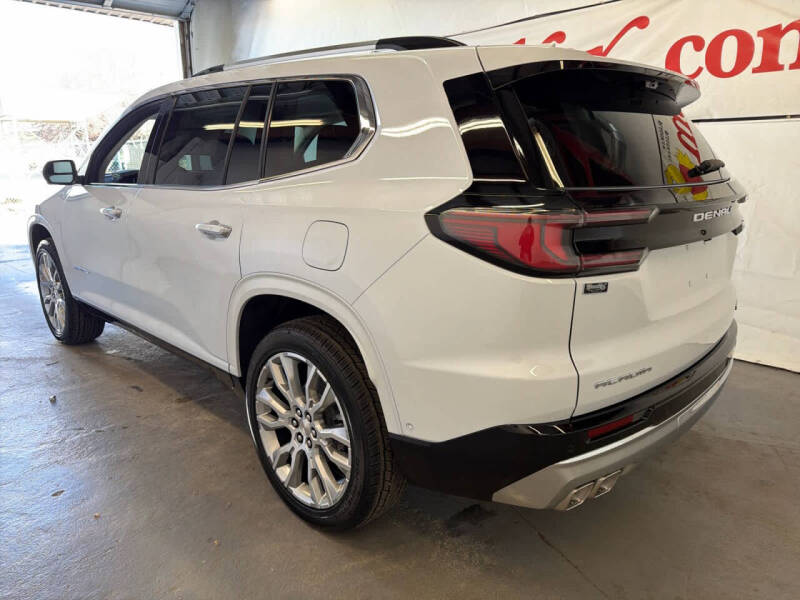 2026 GMC Acadia Denali