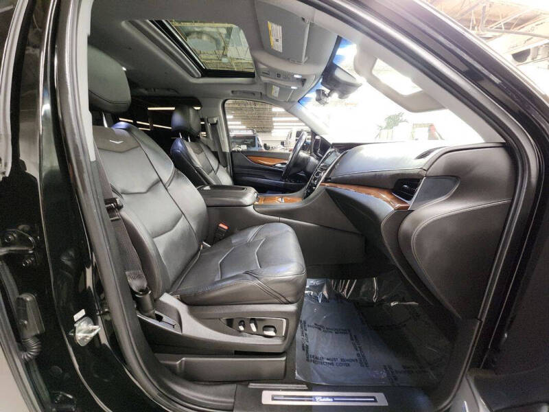 2019 Cadillac Escalade ESV Luxury