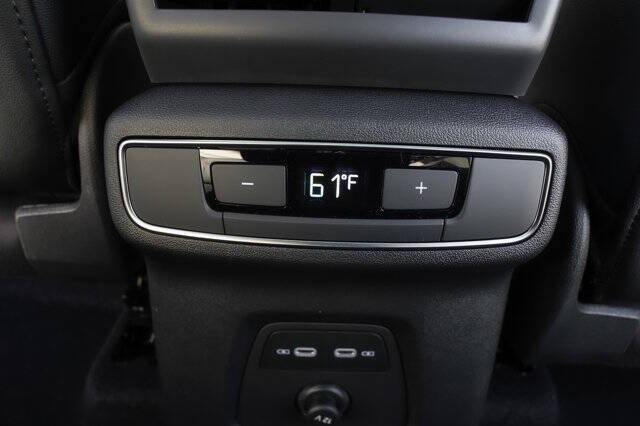 2024 Audi Q4 e-tron quattro Premium Plus 55