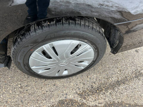 2024 Mitsubishi Mirage G4 ES