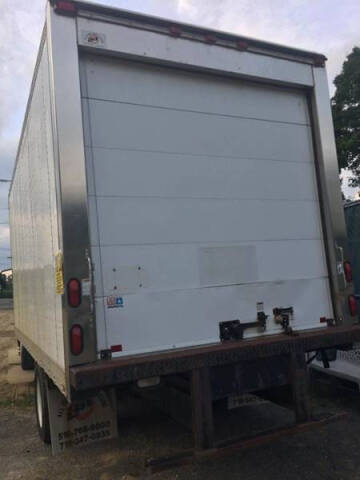 2006 International CF600