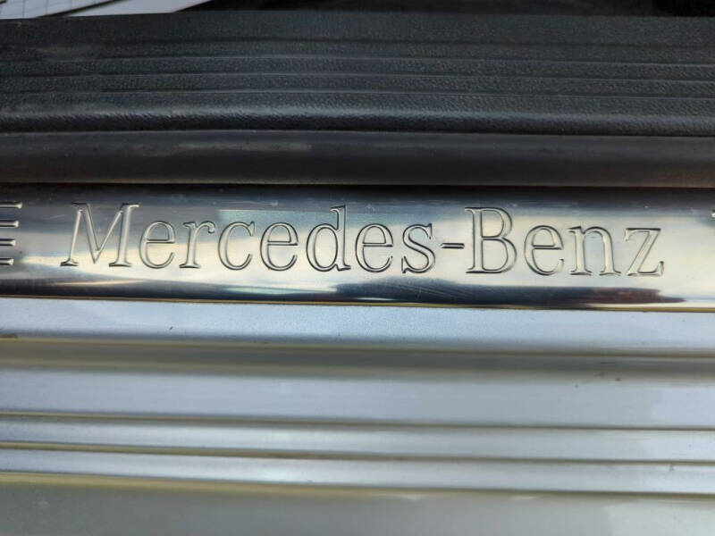 2010 Mercedes-Benz E-Class