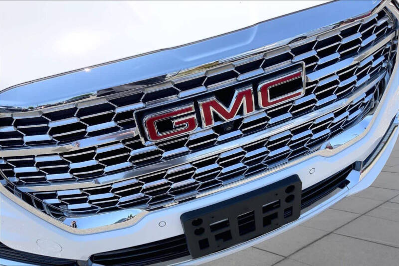 2023 GMC Terrain Denali