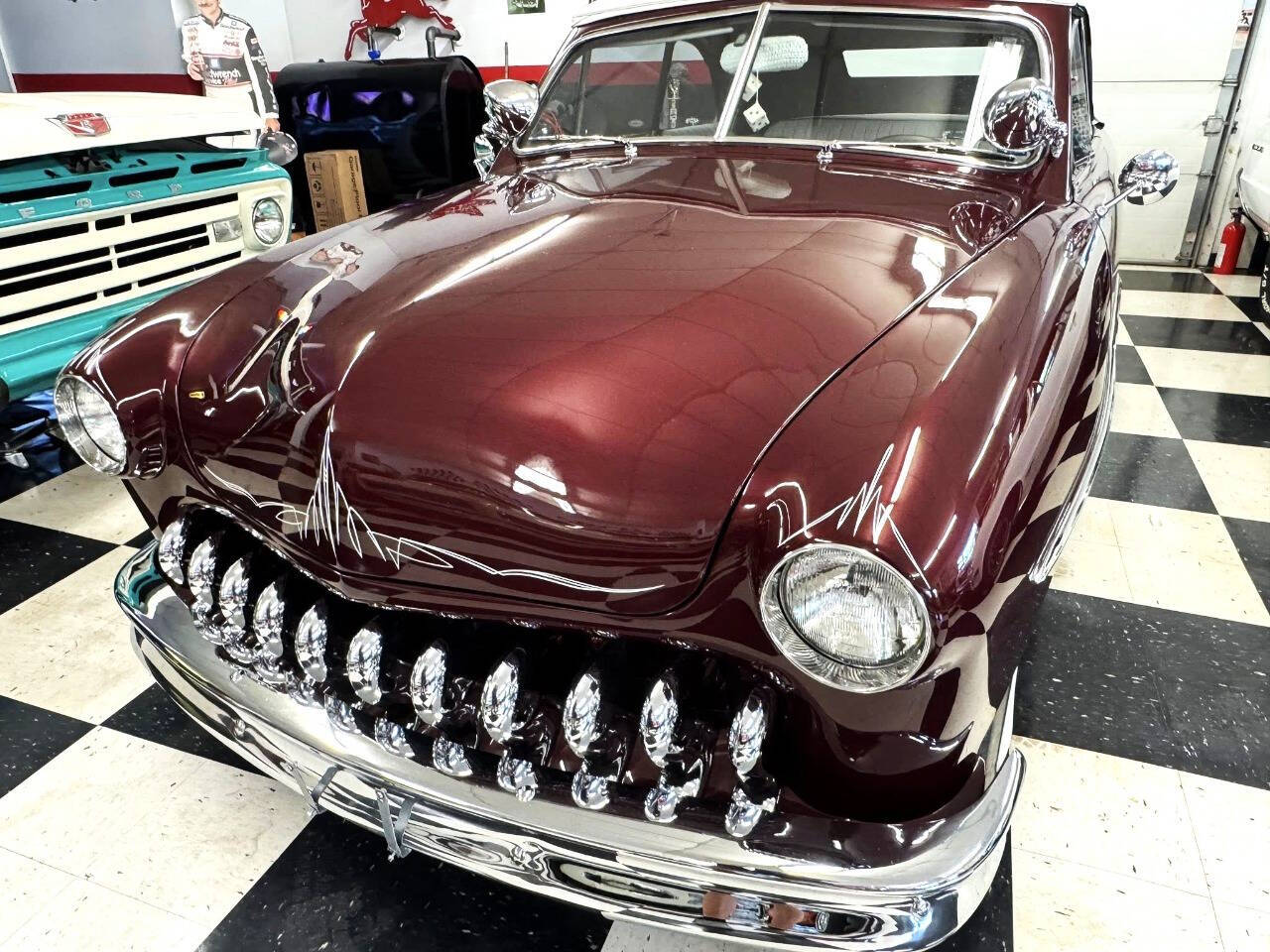 1949 Ford Cabriolet 7